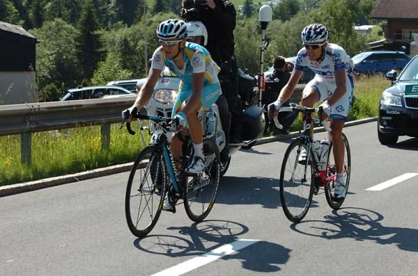 Tanel Kangert (Astana) and Jeremy Roy (FDJ)