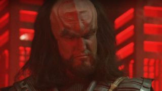 John Tesh as an extra Klingon in Star Trek: The Next Generation