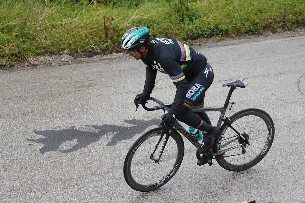 World champion Peter Sagan suffers in the cold during stage 5 at Tirreno-Adriatico