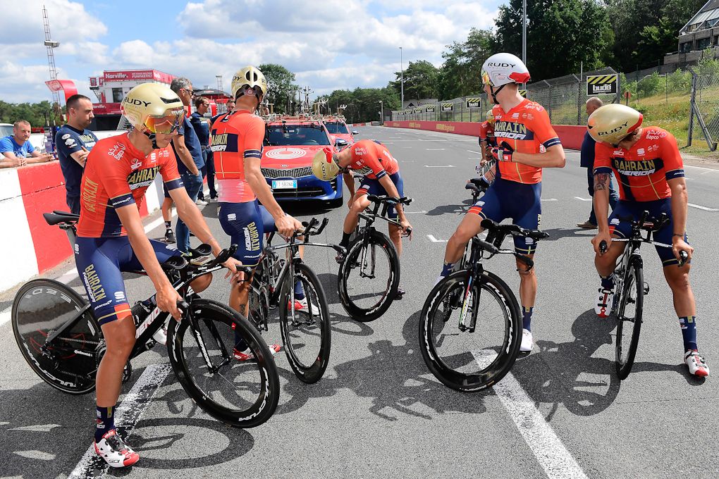 Bahrain-Merida riders gather alongside the auto circuit in Zolder during team time trial practice