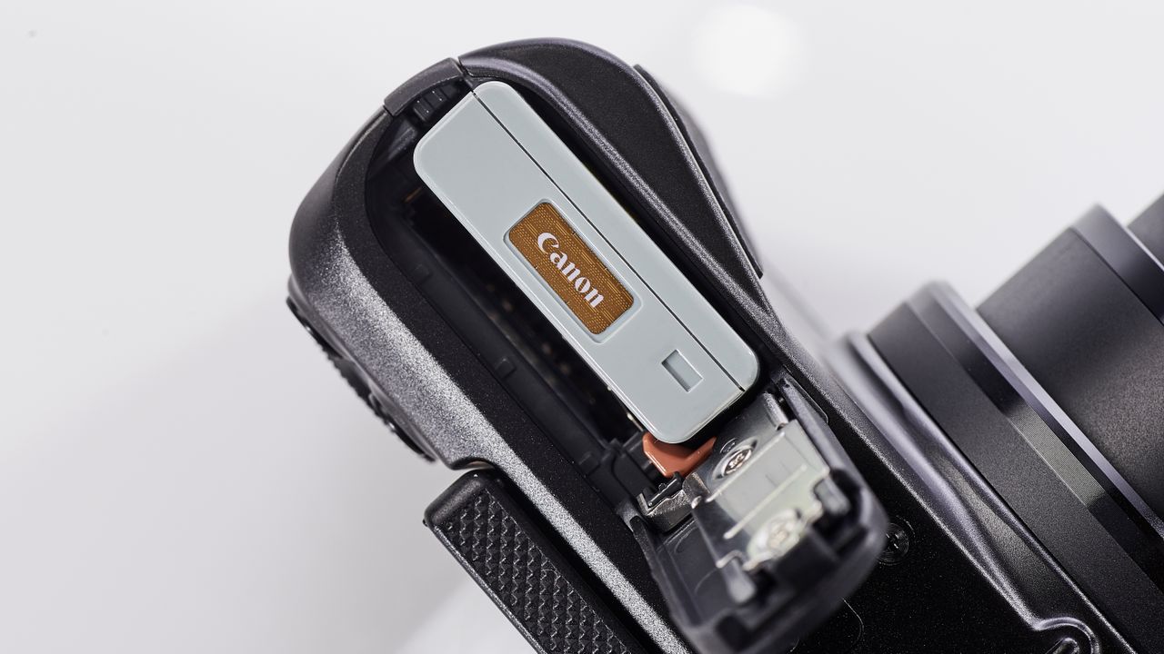 Canon PowerShot SX740 HS