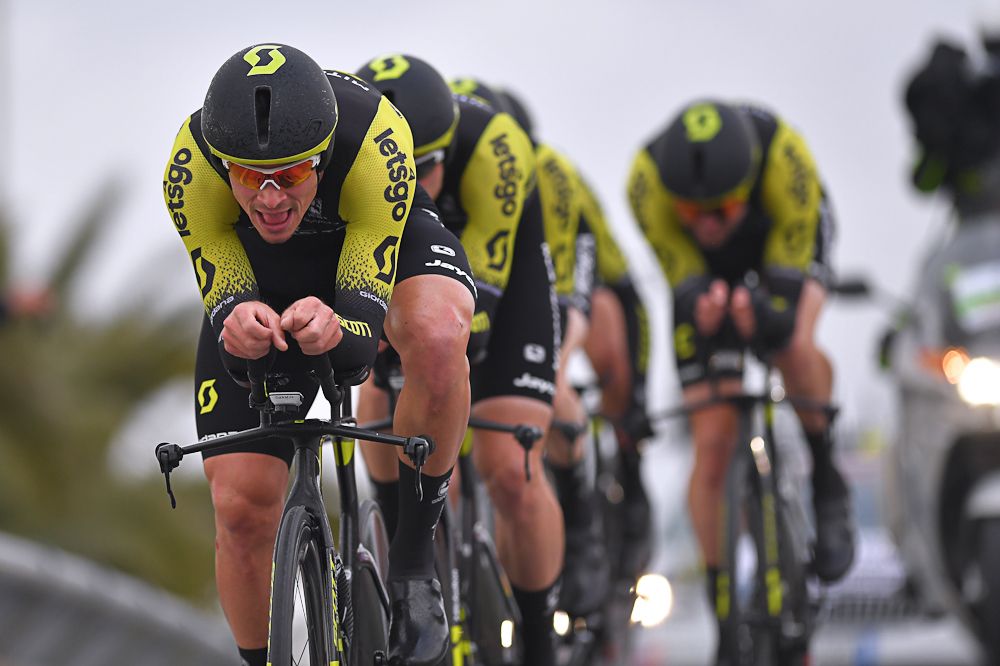 Alexander Edmondson on the front for Mitchelton-Scott