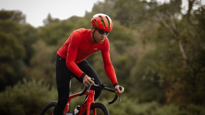 Mens Cycling Jerseys, Rapha's Best all Conditions Jersey Technology