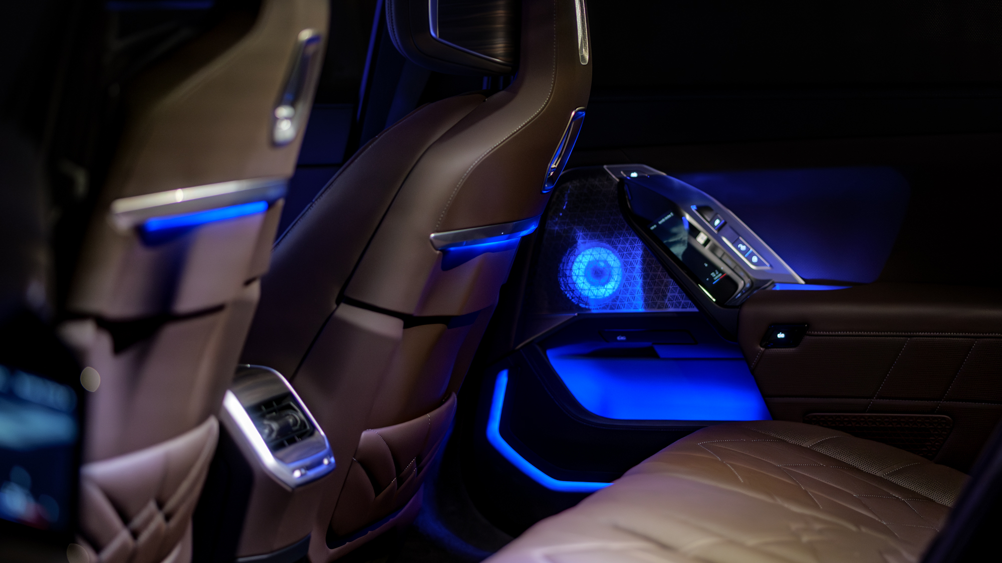 2026 BMW i7 M70 review.