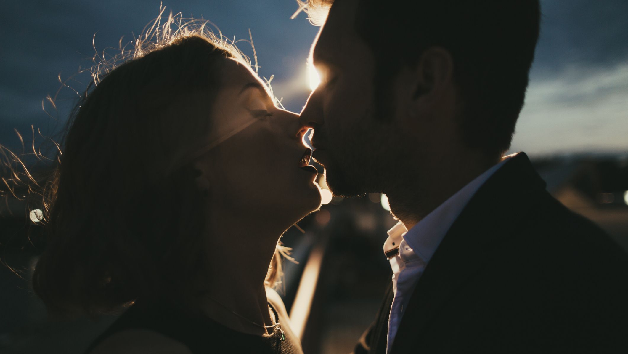 情侣们必知的十大接吻技巧 - 知乎