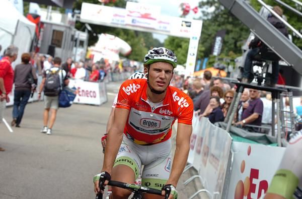 Marcel Kittel (Argos-Shimano) flatted late in stage 3 and missed out on a chance at another stage win.