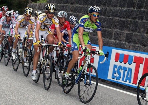 Ivan Basso (Liquigas) looks at ease while approaching the stage's mountain top finish.