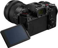 Panasonic Lumix S5 &amp; 20-60mm lens | was £1,899.99 | now £1,449
Save £449!