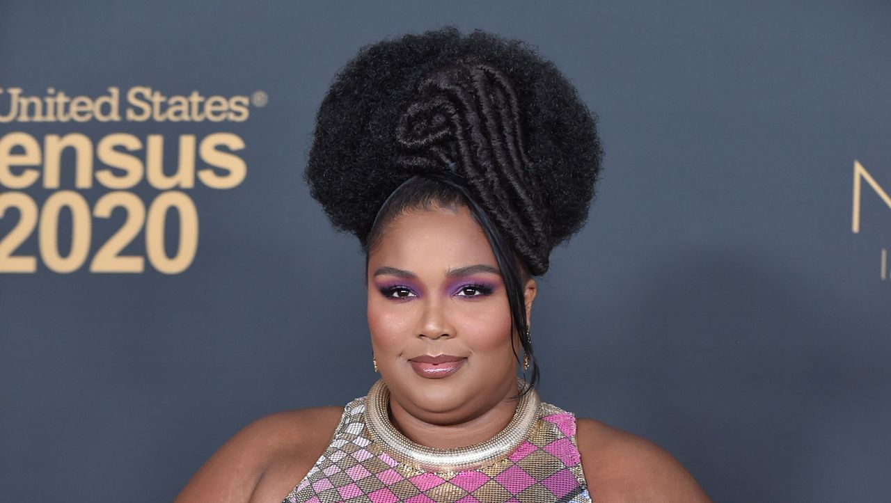 pasadena, california february 22 lizzo attends the 51st naacp image awards at the pasadena civic auditorium on february 22, 2020 in pasadena, california photo by aaron j thorntonfilmmagic