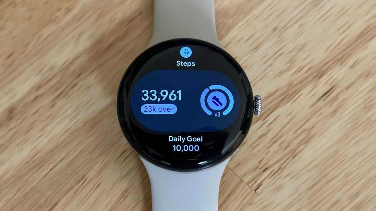 A buggy Fitbit update is blinding sensors on the Pixel Watch
3 and 4