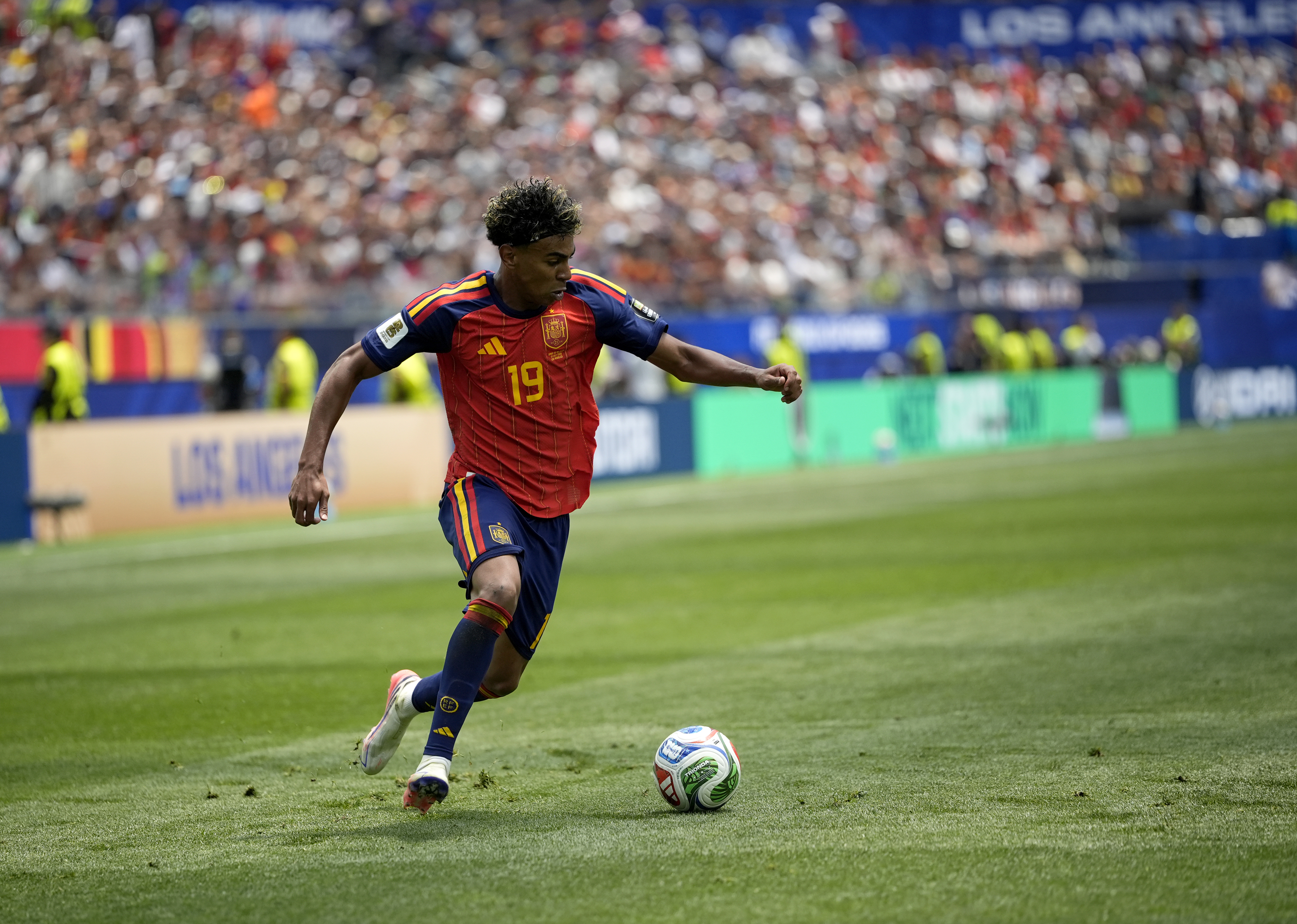 LOS ANGELES, CALIFORNIA - JULY 10: Lamine Yamal of Spain in action during the 2026 FIFA World Cup - Quarter finals match between Spain and Belgium at the Los Angeles Stadium (SoFi Stadium) in Inglewood, California, United States on July 10, 2026 (Photo by Tayfun Coskun/Anadolu via Getty Images)