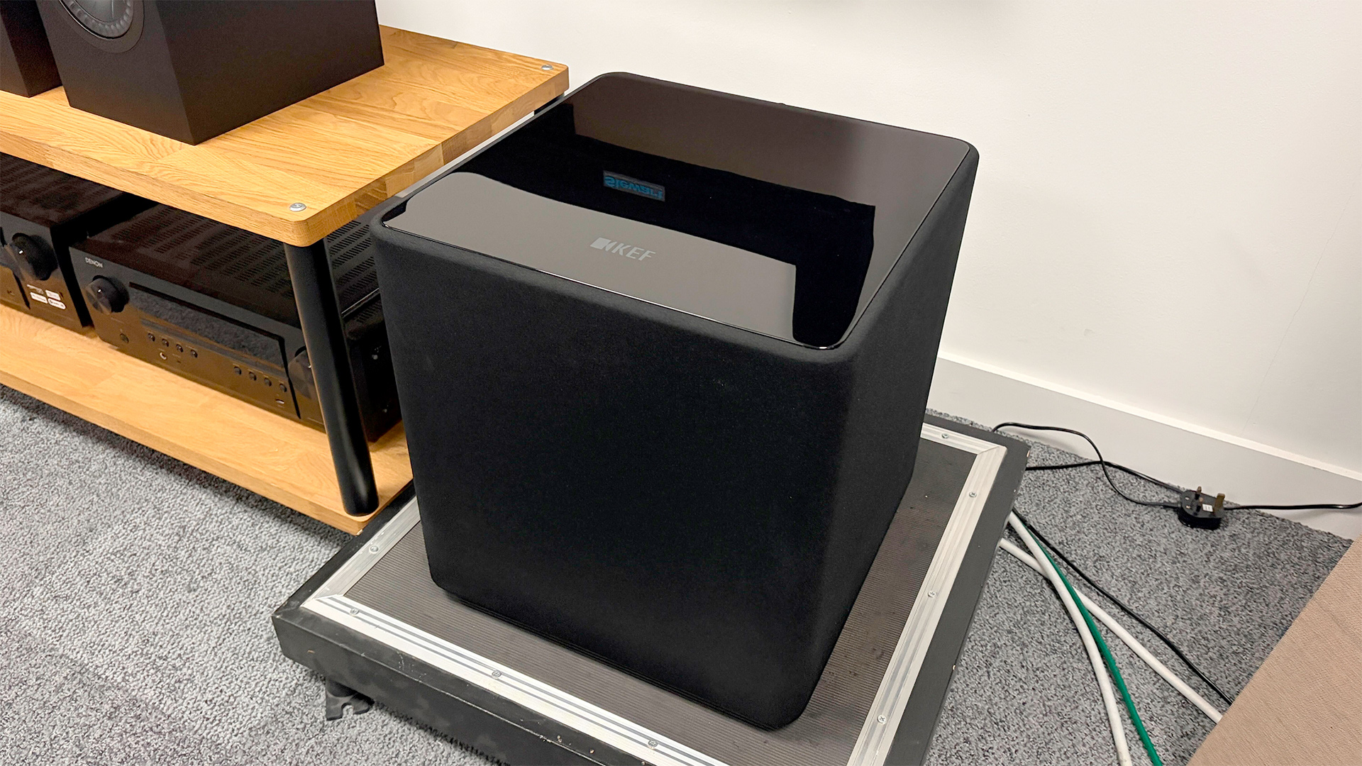 KEF Q Concerto Meta 5.1 speaker package subwoofer in test room