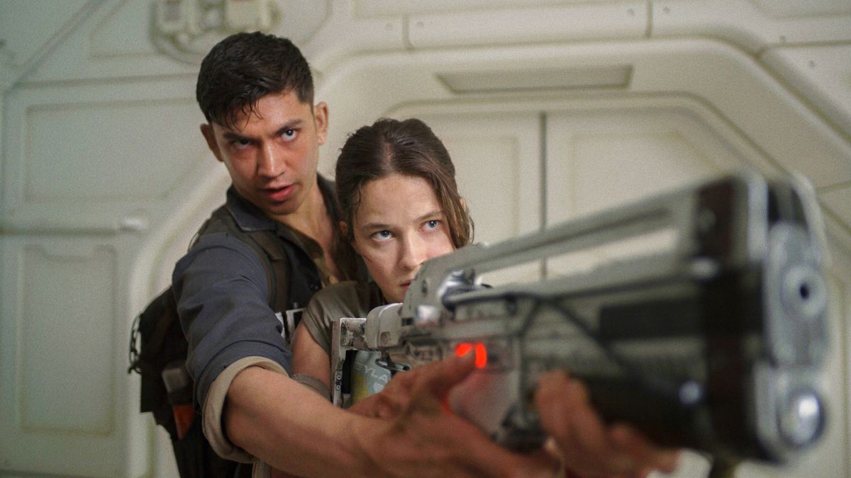 Archie Renaux and Cailee Spaeny in &quot;Alien: Romulus&quot;