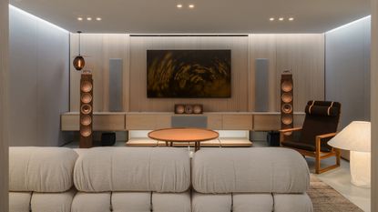 KEF Music Gallery &ndash;&nbsp;The Living Room &ndash;&nbsp;in London, UK