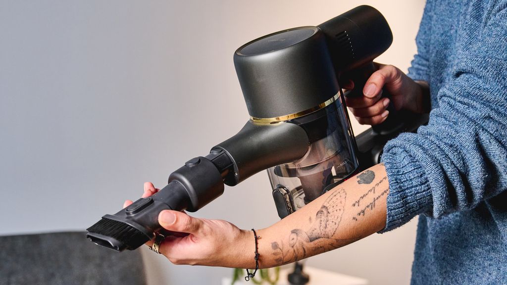 Dreame R10 Pro cordless vacuum review | Tom's Guide