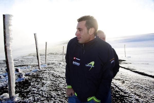 Vincenzo Nibali (Liquigas) surveys the snow atop Mount Etna.