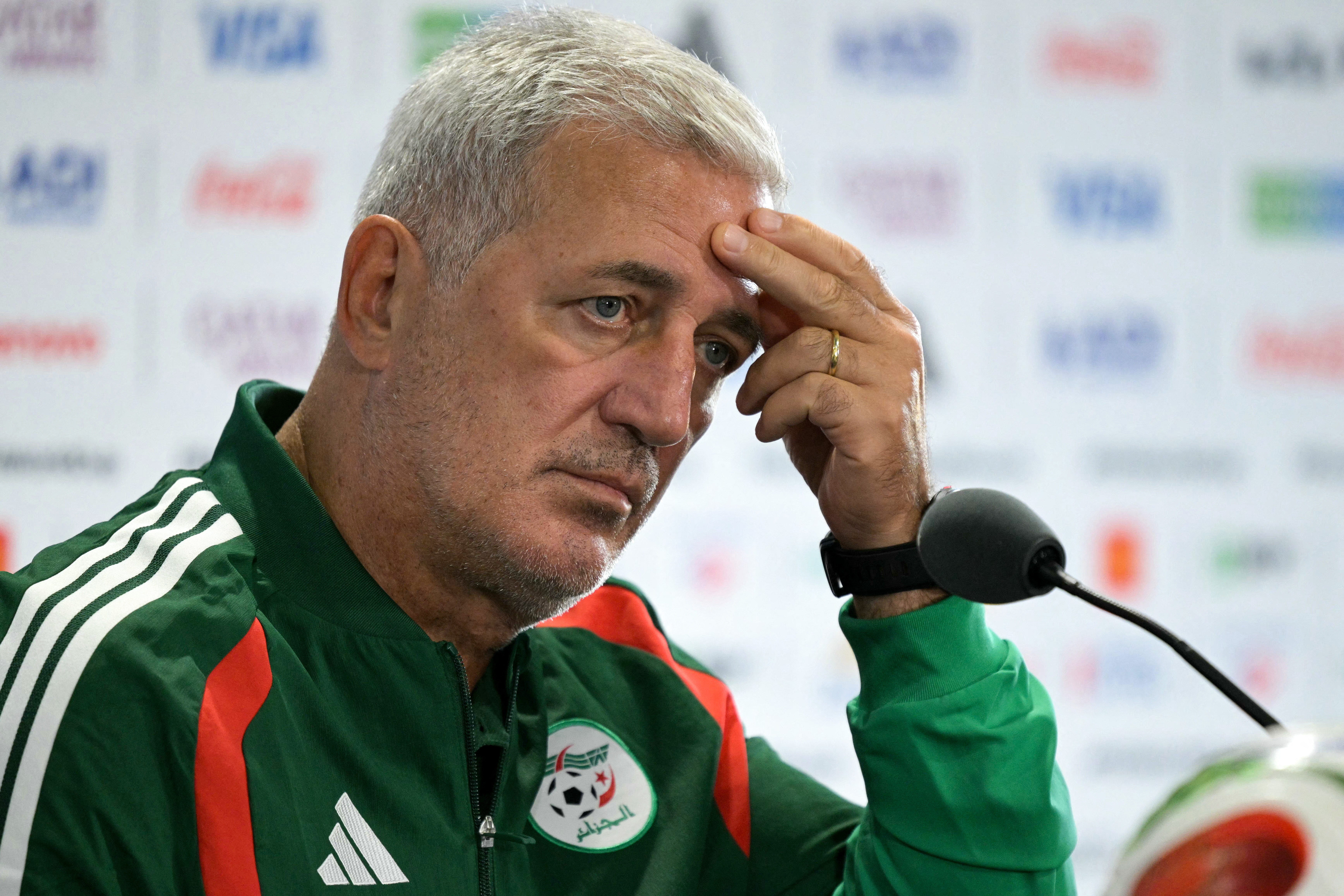 Algeria's Swiss head coach Vladimir Petkovic gestures as he gives an MD-1 press conference at the Kansas City Stadium in Kansas City on June 26, 2026, on the eve of the 2026 World Cup Group J football match between Algeria and Austria. (Photo by JUAN MABROMATA / AFP)