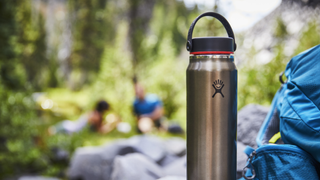 Hydro Flask 32oz Lightweight Wide Mouth Flask