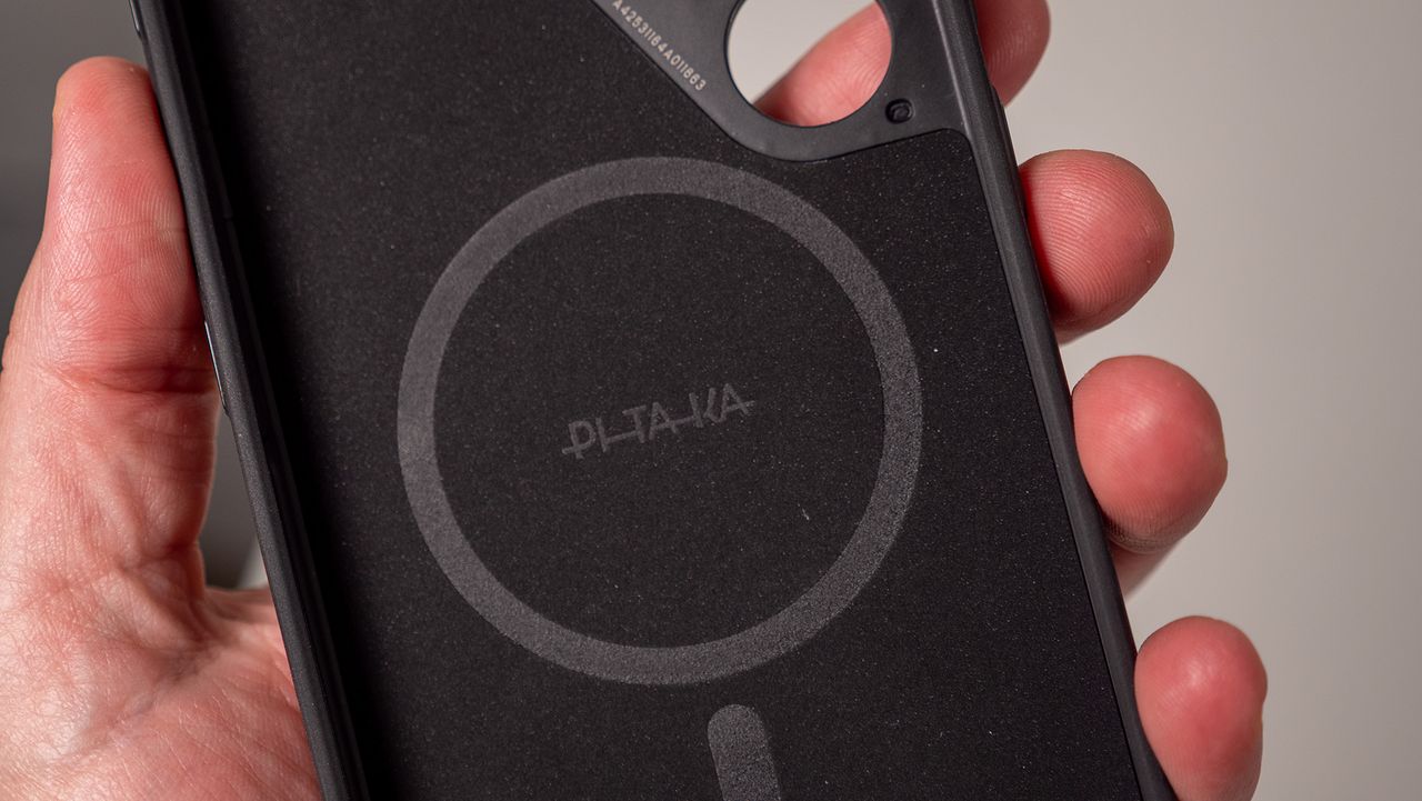 The black and gray Pitaka PinButton case for the Samsung Galaxy S25 Ultra