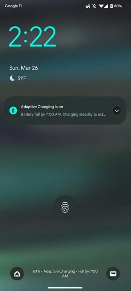 The appearance of an Adaptive Charging notification on a Pixel 7 without a set alarm.