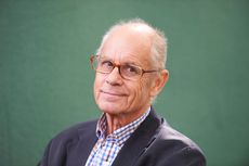 Simon Hoggart