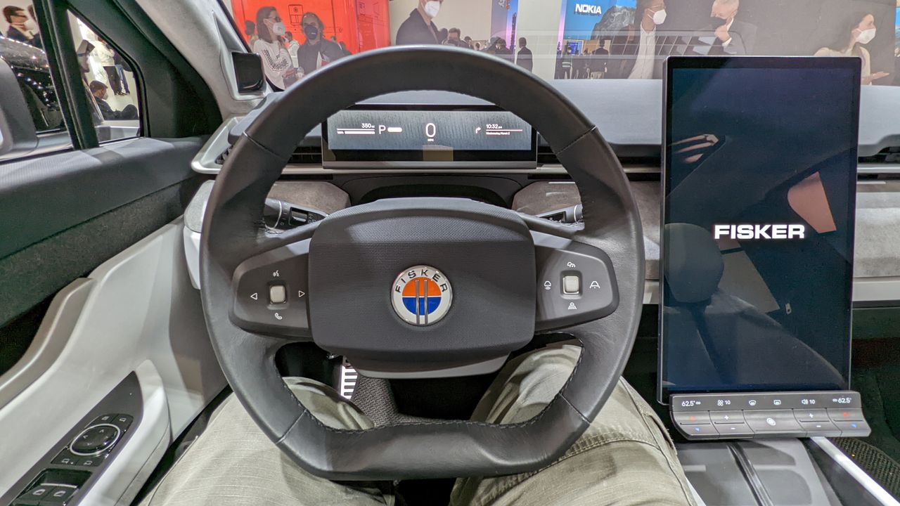 Close up of steering wheel