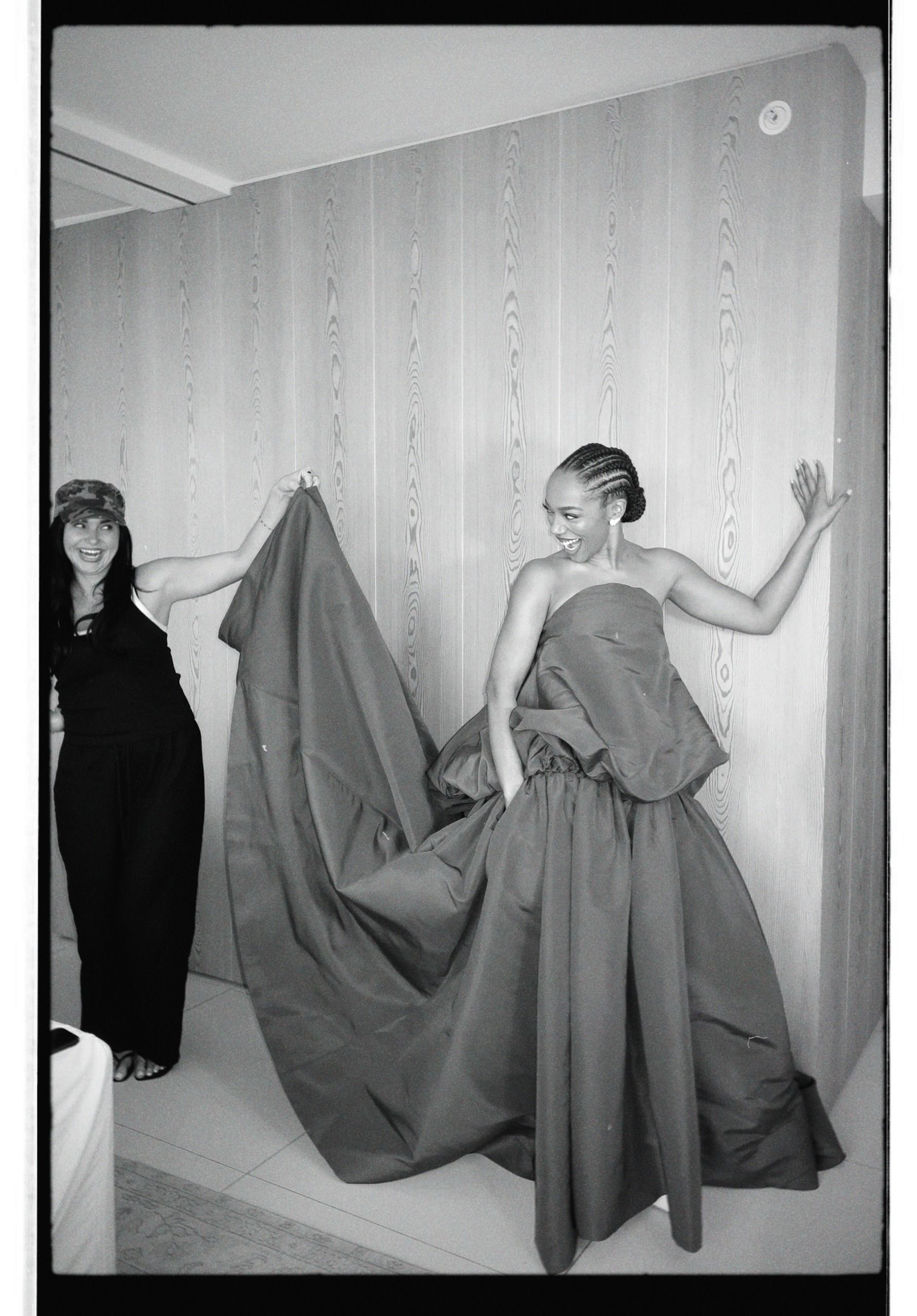Naomi Ackie's getting ready photos before the 2026 Academy Museum Gala