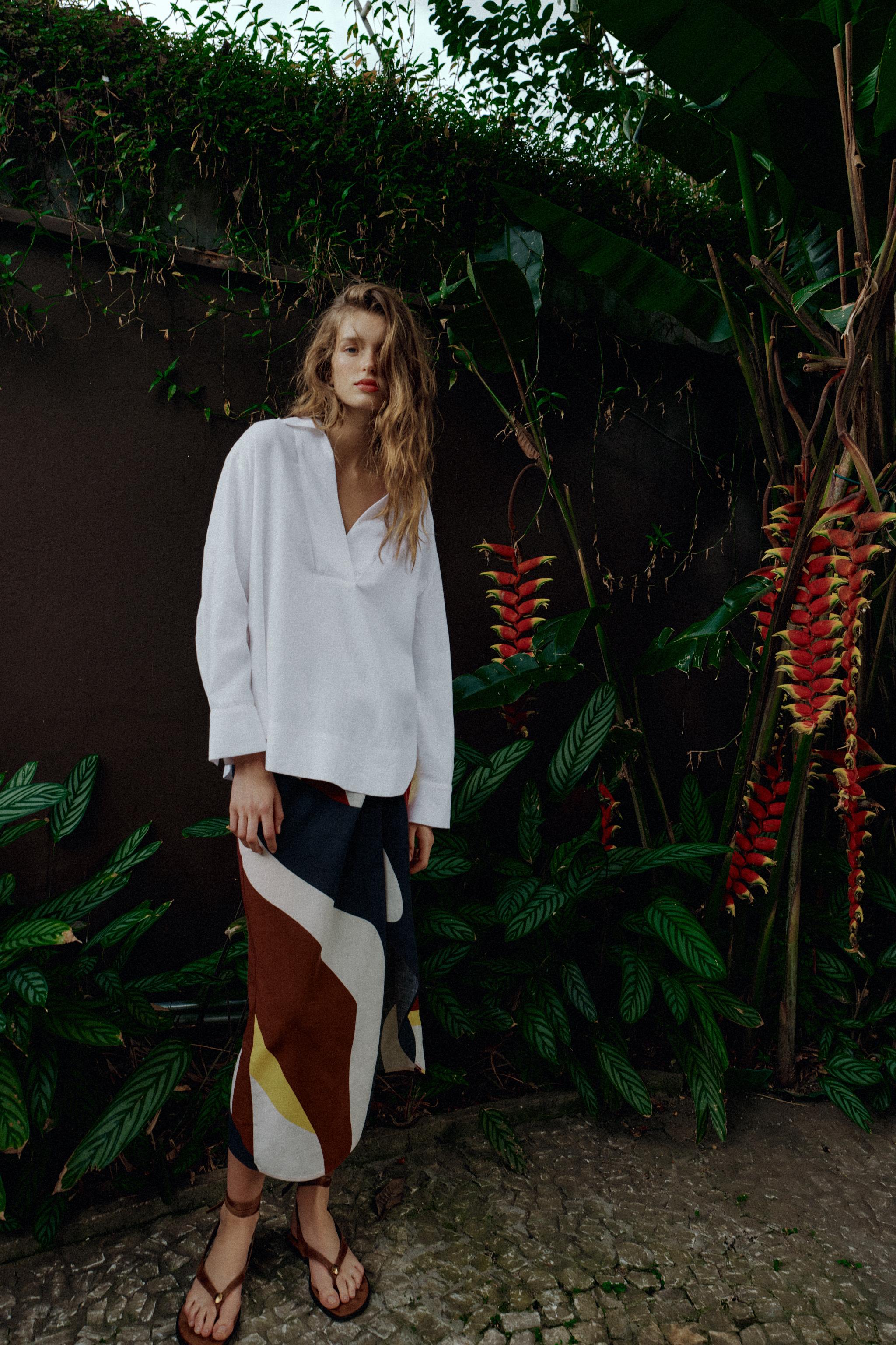 Linen Blend Polo Collar Blouse