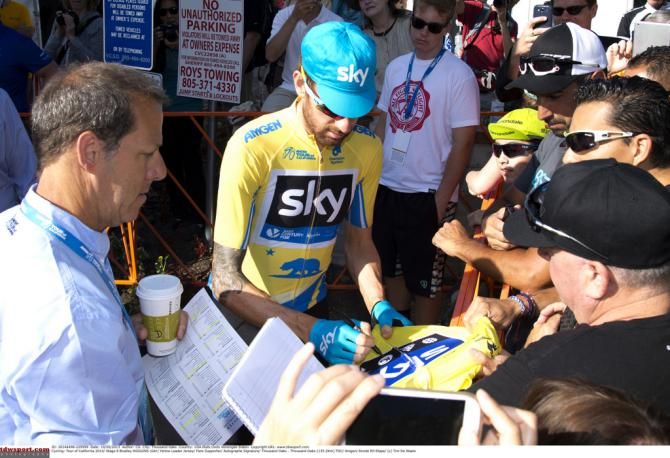 Bradley Wiggins (Team Sky) signing autographs before the final stage
