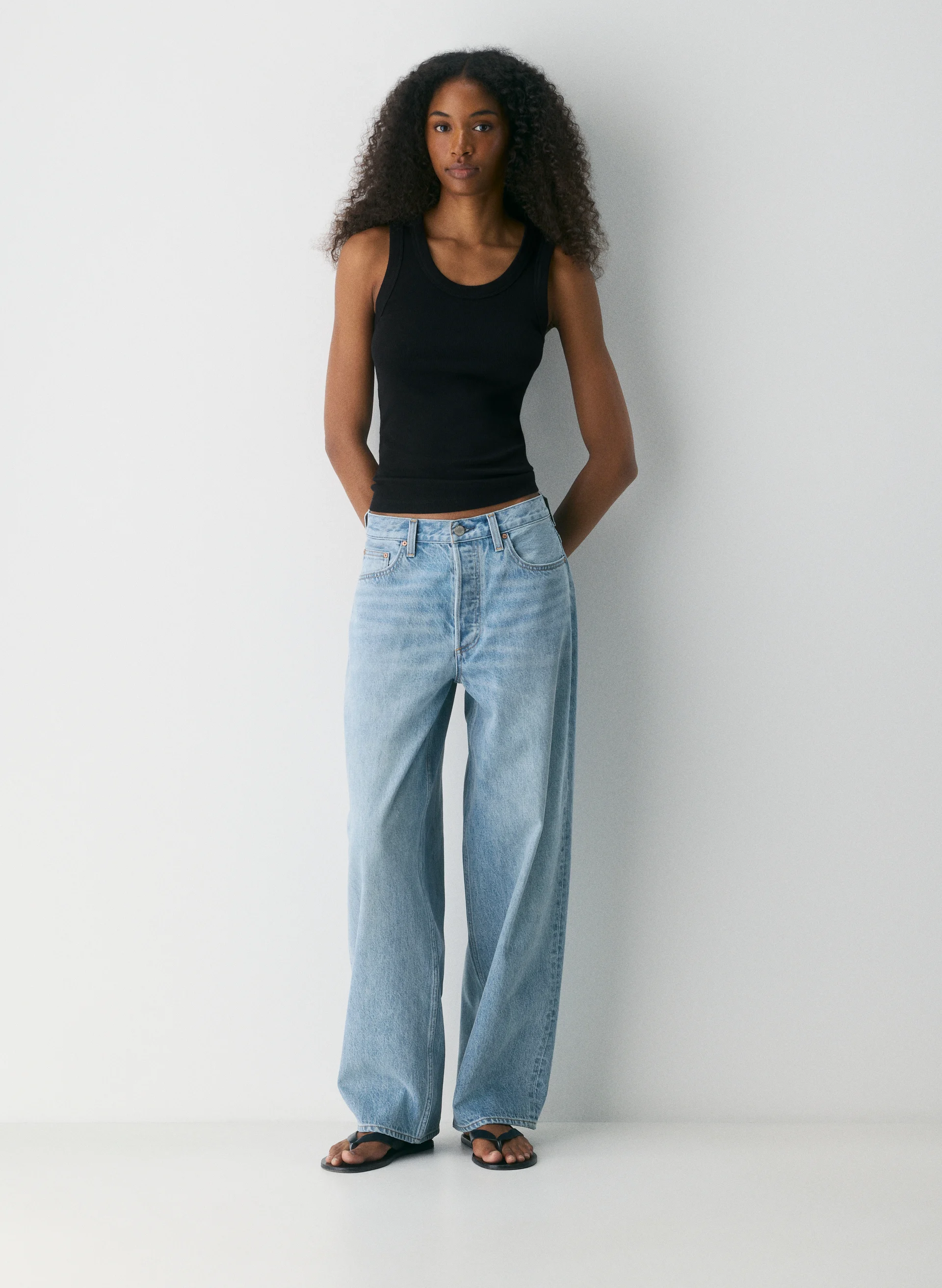 003 Relaxed Lo-Rise Baggy Jean