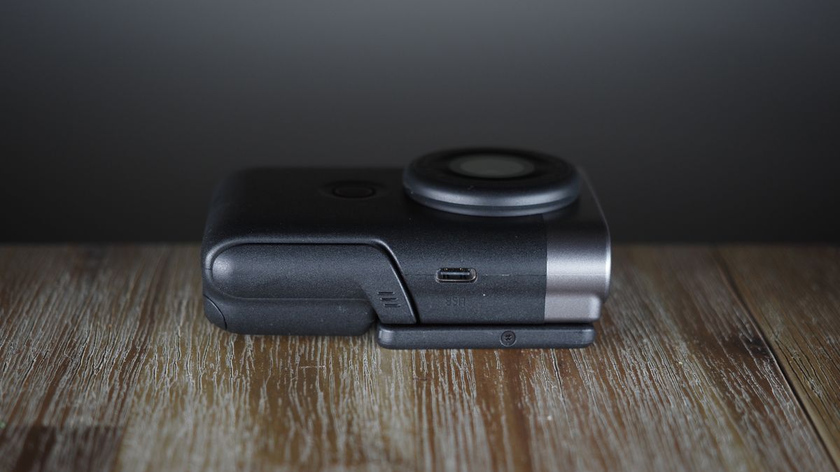 Canon PowerShot V10