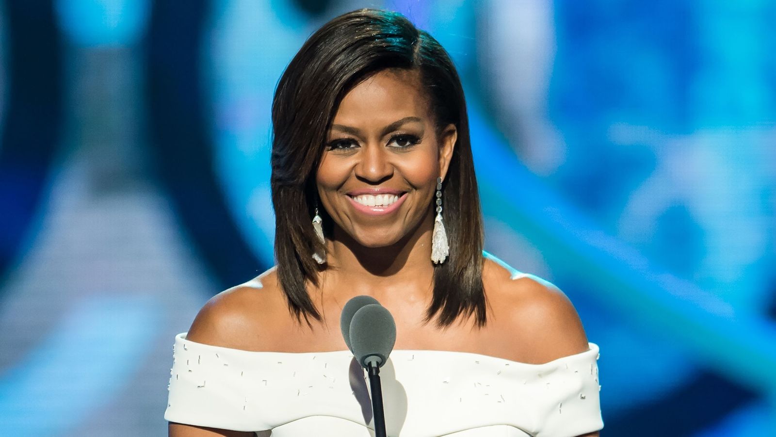 Michelle Obama's Skin Care Routine Includes This Secret-Weapon ...