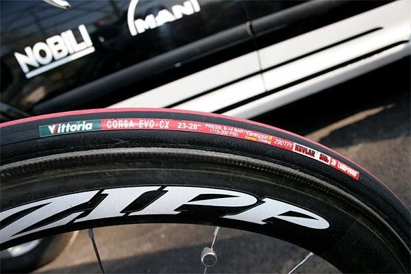 The Vitoria Corsa EVO tubulars