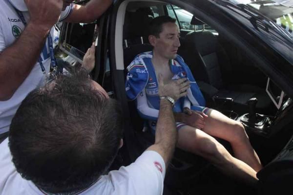 Marco Pinotti was in the running for bronze before a crash left him with a broken collar bone