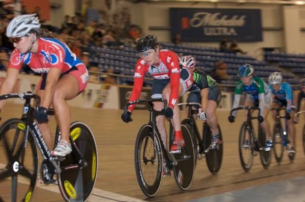 Anna Lang in the keirin final.