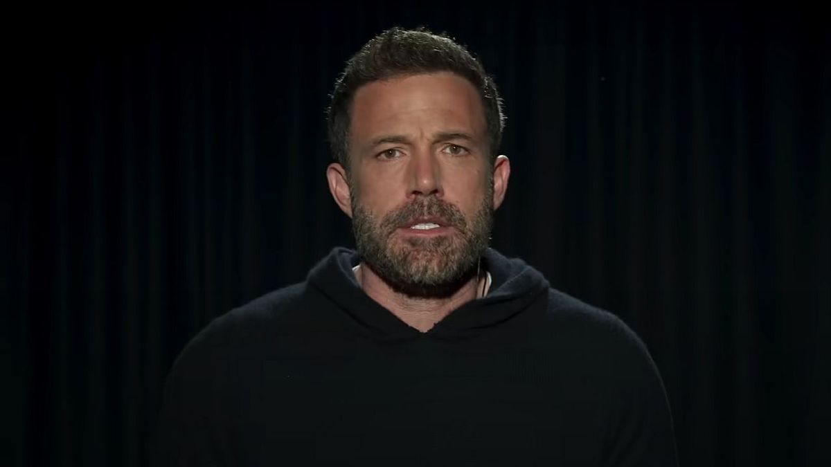 Ben Affleck in Clerks III, close up, and wearing a black hoodie