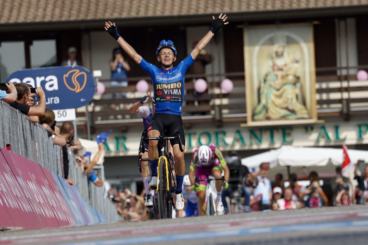 Giro dItalia 2022 105th Edition 19th stage Marano Lagunare Santuario di Castelmonte 179km 27052022 Koen Bouwman NED Team Jumbo Visma Mauro Schmid SUI QuickStep Alpha Vinyl Team Alessandro Tonelli ITA Bardiani CSF Faizan photo Ilario BiondiSprintCyclingAgency2022