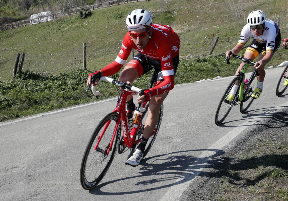 Bauke Mollema in action during stage 2 at Coppi e Bartali