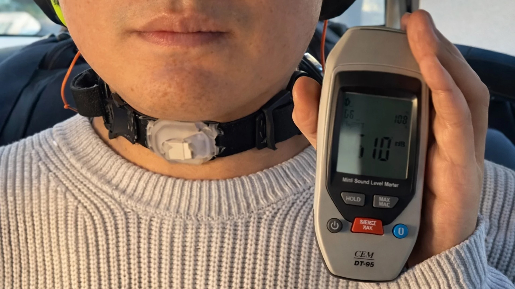 AI neckband