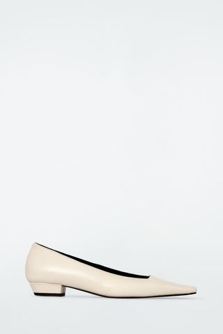 Square-Toe Leather Court Shoes