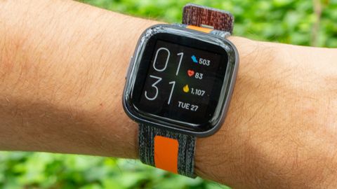 Apple Watch Series 3 Vs Fitbit Versa 2 Which 0 Smartwatch Wins Tom S Guide