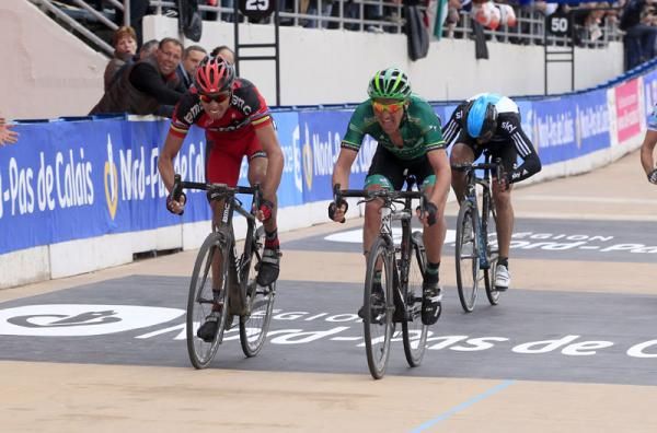 Alessandro Ballan and Sebastien Turgot fight for second place at Paris-Roubaix, with Turgot edging it