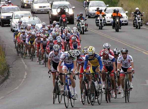 There's some intrigue off the front of the peloton in Grecia.
