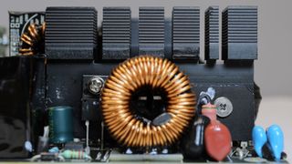 Обзор блока питания Corsair CX550F RGB 58 Корсар CX550F