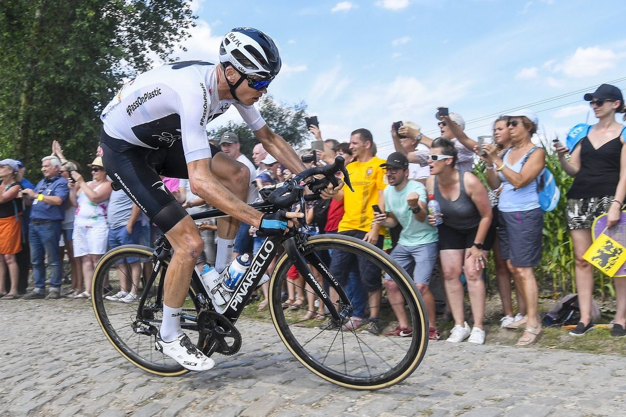 Chris Froome (Team Sky) had one crash but came away unharmed in the Roubaix stage