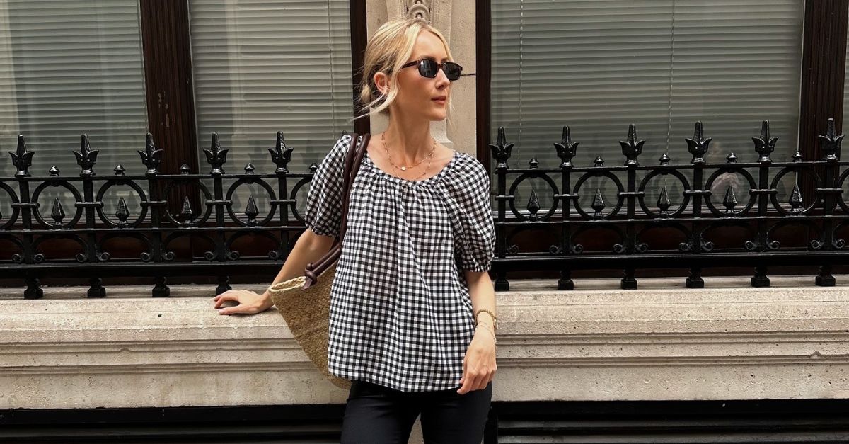 5 Tops to Wear With Capri Pants That Work Every Time