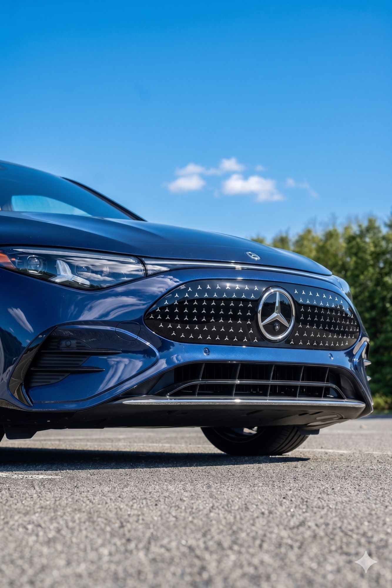 Mercedes-Benz CLA 250+ - Google Gemini و انسان