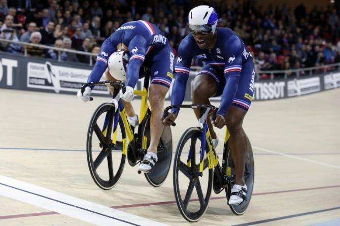 Michael Bauge narrowly wins the sprint ahead of Francois Pervis