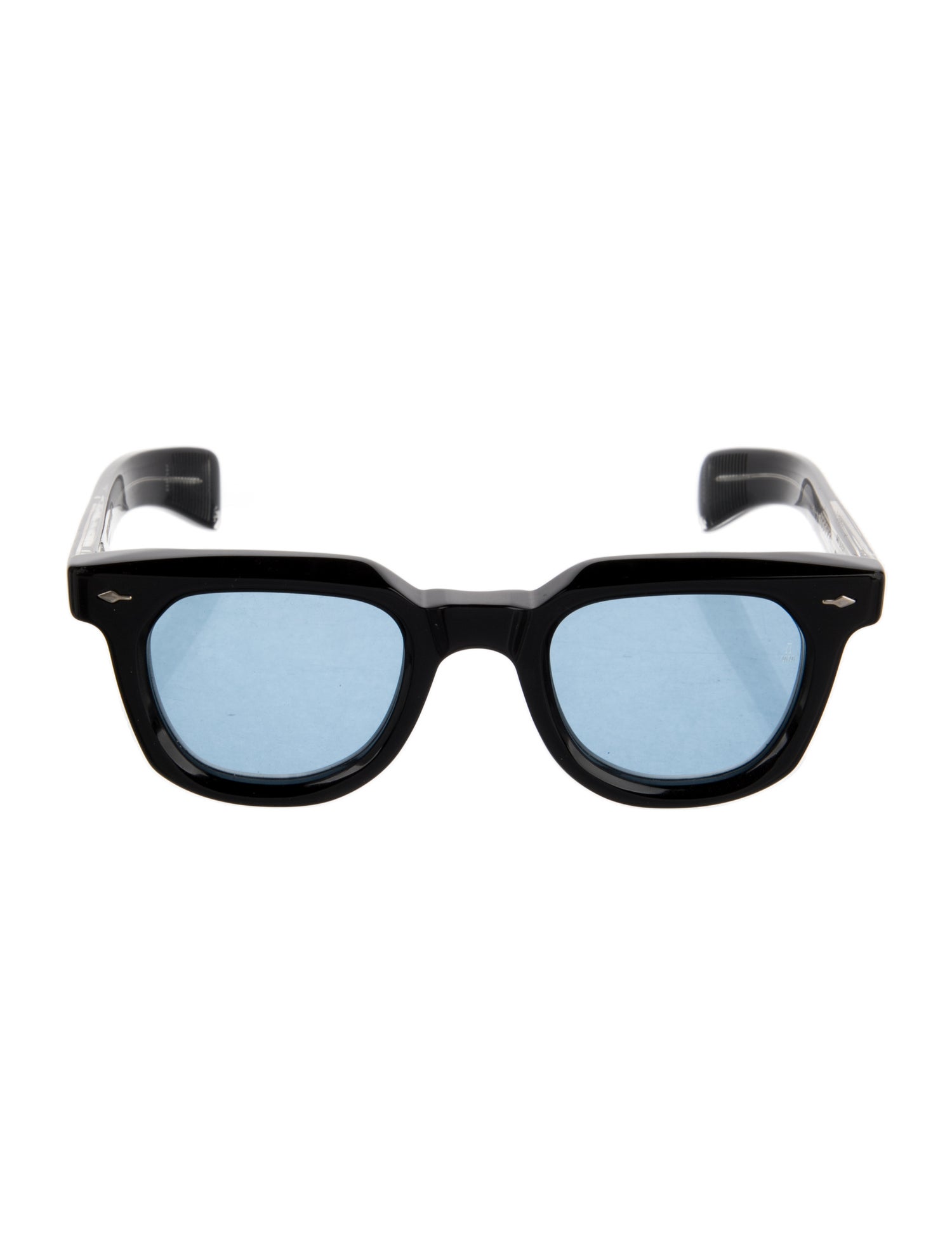 Wayfarer tinted sunglasses