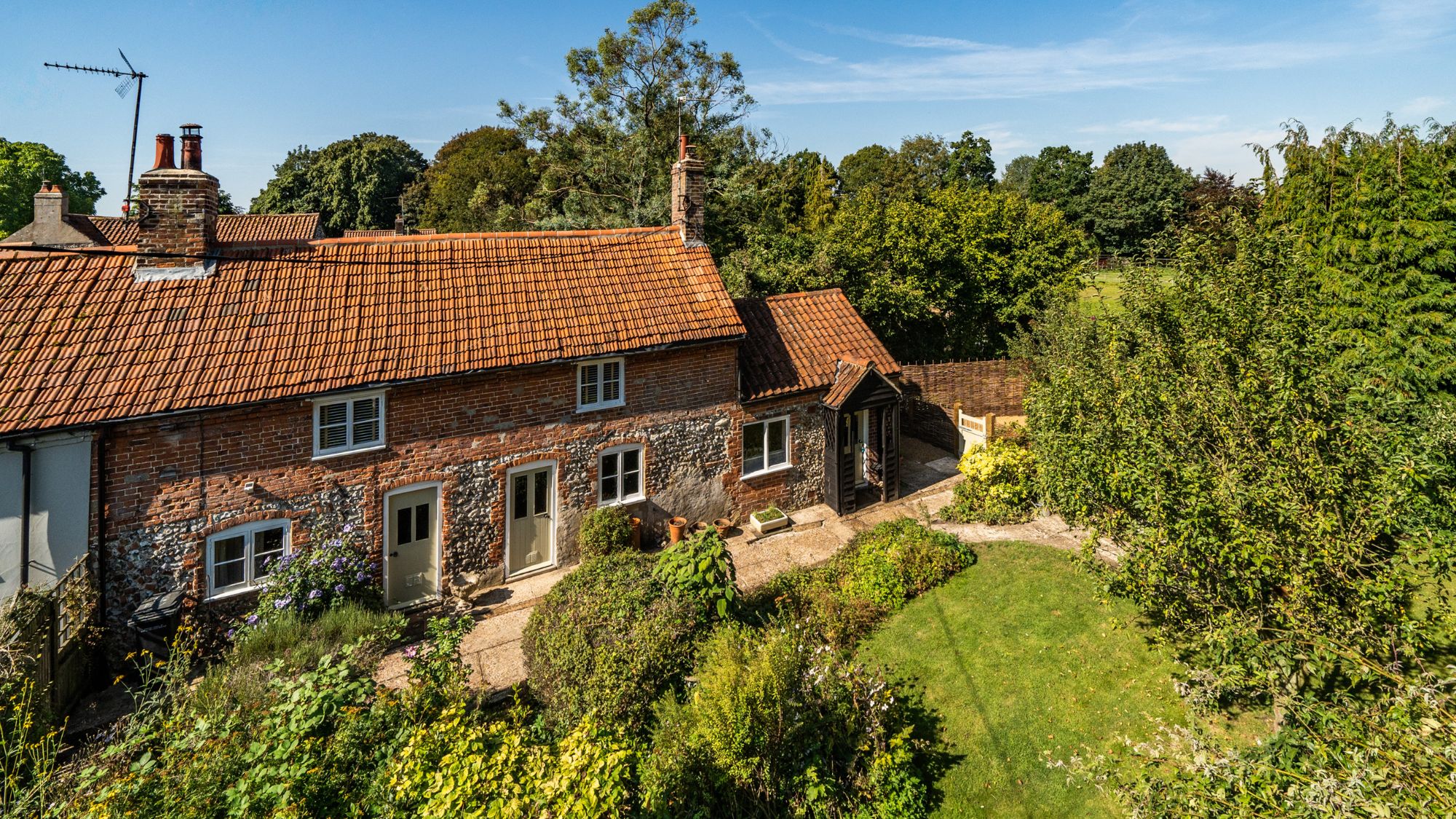 brick and flint cottage